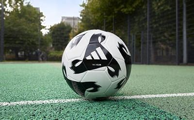 Vind jouw voetbal accessoires online 